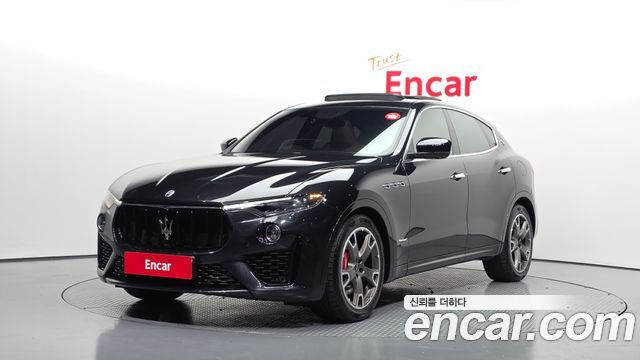 Maserati Levante из Кореи Encar