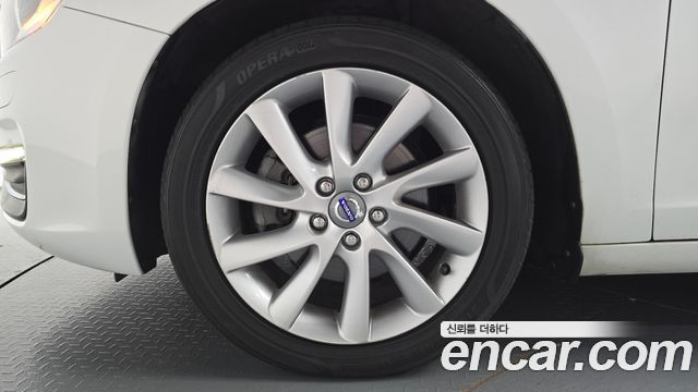 Volvo S60 из Кореи Encar