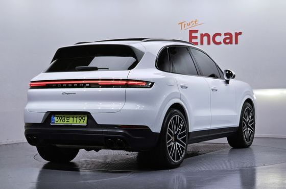 Porsche Cayenne 3.0 — пробег 12 479 км — фото 2 из 5