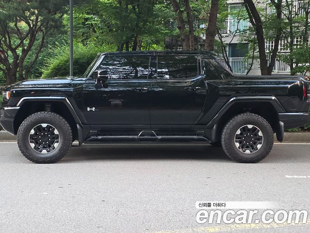 GMC Hummer EV e4WD — пробег 8 000 км — фото 3 из 5