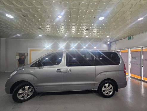 Hyundai Starex 4WD 12-Seater Wagon modern — пробег 113 427 км — фото 3 из 5