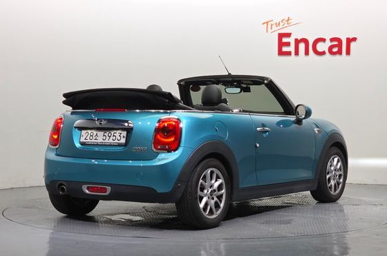 Mini Cooper Convertible Standard 3rd Generation — пробег 47 931 км — фото 2 из 5