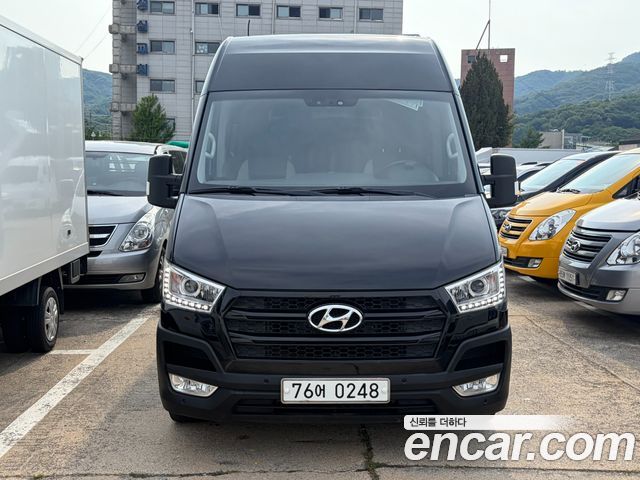 Hyundai Solati 14-seater Luxury — пробег 68 258 км — фото 2 из 5
