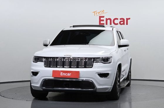 Jeep Cherokee 3.0 Diesel Overland WK2 — пробег 116 614 км — фото 3 из 5