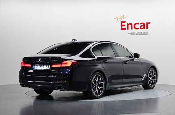 BMW 5-Series 530i xDrive M Sport Package — пробег 34 701 км — фото 2 из 5