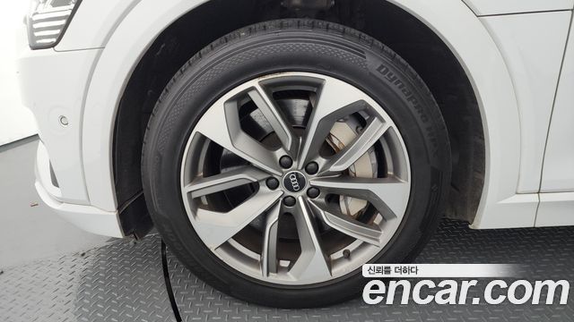 Audi e-tron из Кореи Encar