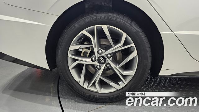 Hyundai Sonata 2.0 Premium — пробег 27 964 км — фото 5 из 5