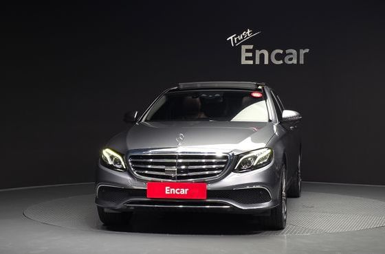 Mercedes-Benz E-Class E450 4MATIC Exclusive — пробег 114 144 км — фото 3 из 5
