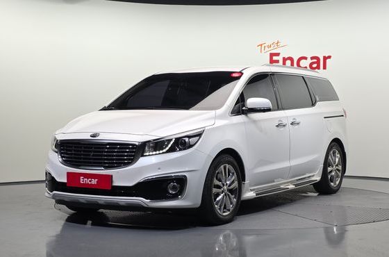 Kia Carnival 9-seater Noblesse — пробег 124 387 км — фото 1 из 5