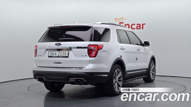 Ford Explorer из Кореи Encar