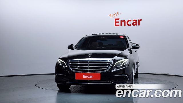 Mercedes-Benz E-Class из Кореи Encar
