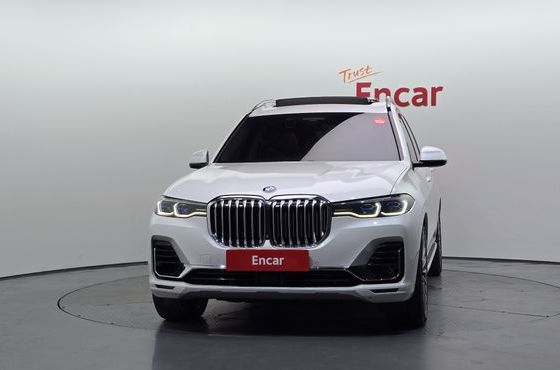 BMW X7 xDrive 30d Design Pure Excellent 6-Seater — пробег 166 049 км — фото 3 из 5
