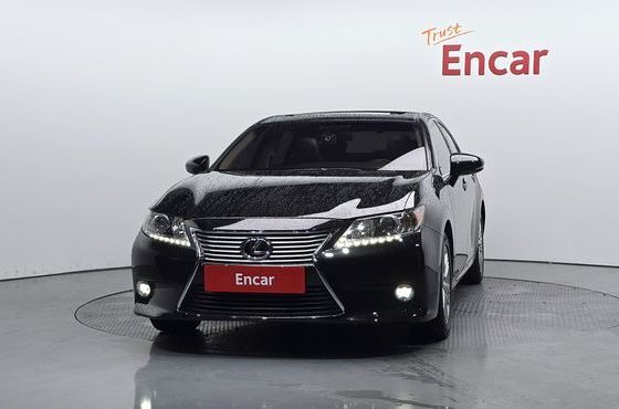 Lexus ES Supreme XV60 — пробег 86 837 км — фото 3 из 5