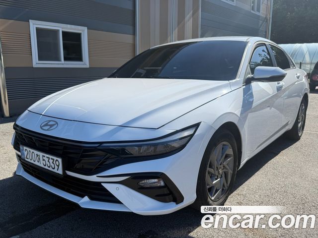 Hyundai AVANTE 1.6 Modern — пробег 11 600 км — фото 1 из 5