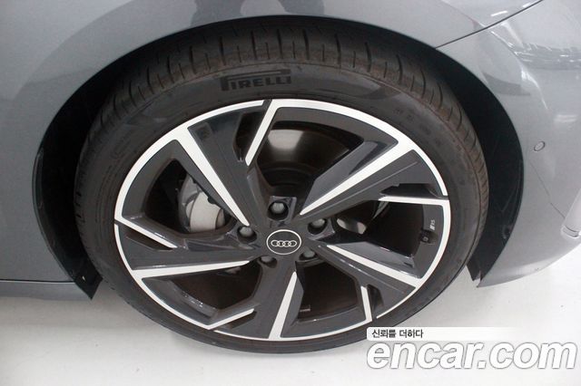 Audi A6 e-Tron из Кореи Encar