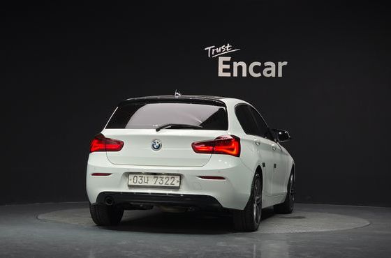 BMW 1-Series 118d Sport 5Door — пробег 50 405 км — фото 4 из 5