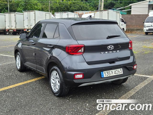 Hyundai Venue 1.6 Modern — пробег 42 000 км — фото 4 из 5