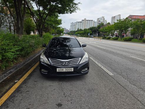 Hyundai Grandeur HG240 Luxury — пробег 244 000 км — фото 1 из 5