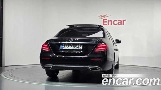 Mercedes-Benz E-Class E300 4MATIC Avnatgarde — пробег 115 283 км — фото 4 из 5