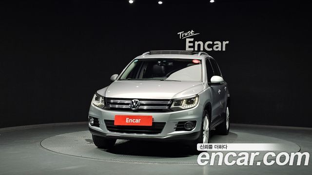 Volkswagen Tiguan 2.0 TDI  Premium 5N — пробег 90 630 км — фото 3 из 5