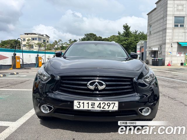Infiniti QX70 3.0d AWD — пробег 133 340 км — фото 3 из 5
