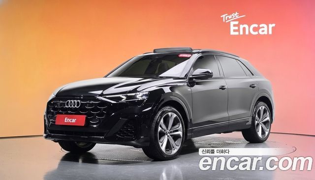 Audi Q8 55 TFSI Quattro Premium — пробег 3 130 км — фото 1 из 5