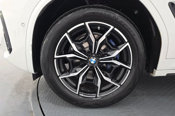BMW X4 xDrive20i M Sport — пробег 23 766 км — фото 5 из 5