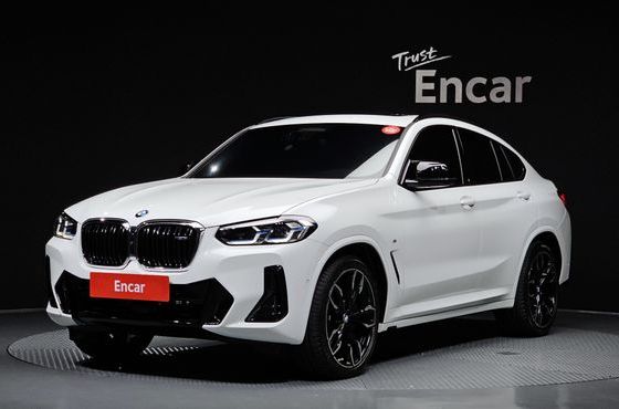 BMW X4 xDrive M40i — пробег 5 640 км — фото 1 из 5
