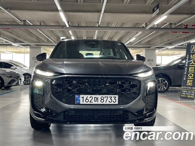 Audi Q3 TFSI Quattro S Line Black Edition — пробег 47 км — фото 2 из 5
