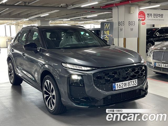 Audi Q3 TFSI Quattro S Line Black Edition — пробег 47 км — фото 3 из 5