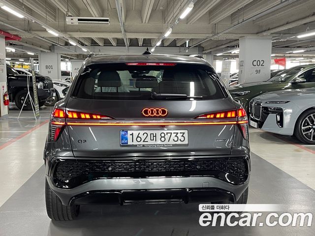 Audi Q3 TFSI Quattro S Line Black Edition — пробег 47 км — фото 5 из 5