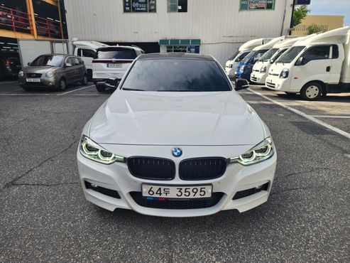 BMW 3-Series 320i M Sport — пробег 107 000 км — фото 3 из 5