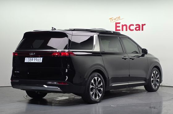 Kia Carnival Gasoline 7-Seater Signature — пробег 81 667 км — фото 2 из 5