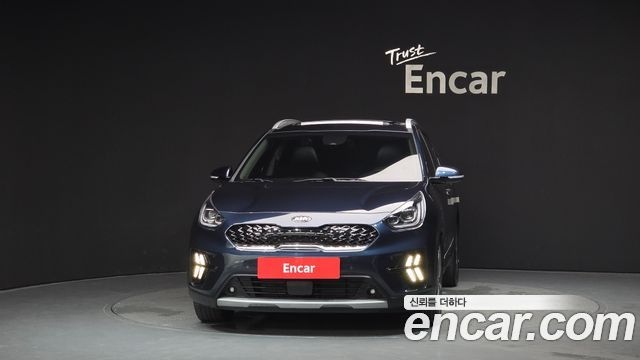 Kia Niro 1.6 HEV Noblesse — пробег 61 325 км — фото 3 из 5