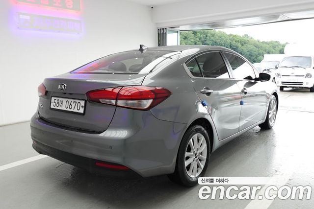 Kia K3 из Кореи Encar