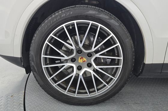 Porsche Cayenne 3.0 — пробег 77 435 км — фото 5 из 5