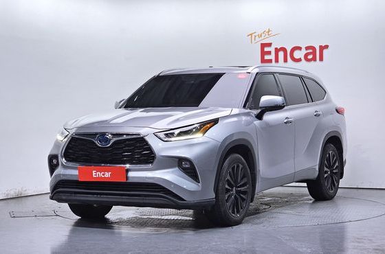 Toyota Highlander Hybrid Limited — пробег 42 923 км — фото 1 из 5