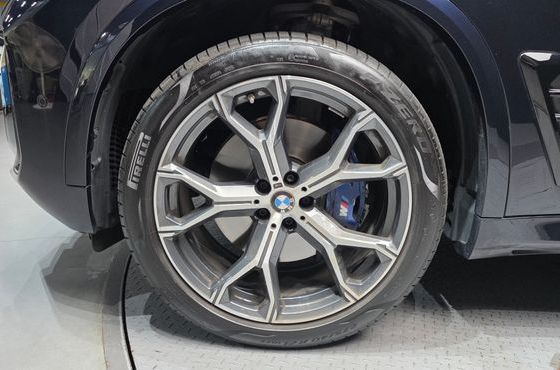 BMW X5 xDrive 30d M Sport — пробег 10 443 км — фото 5 из 5