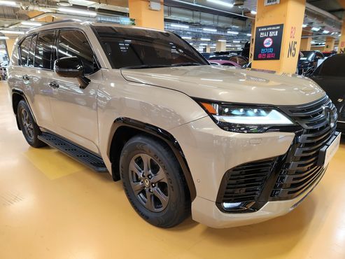 Lexus LX 700h Overtrail — пробег 8 000 км — фото 4 из 5