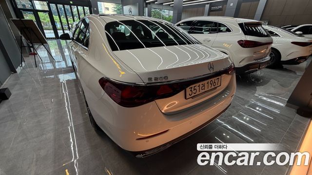Mercedes-Benz E-Class из Кореи Encar