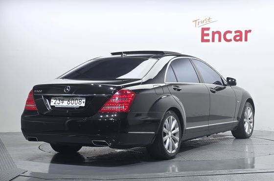 Mercedes-Benz S-Class S500L BlueEFFICIENCY — пробег 285 387 км — фото 2 из 5