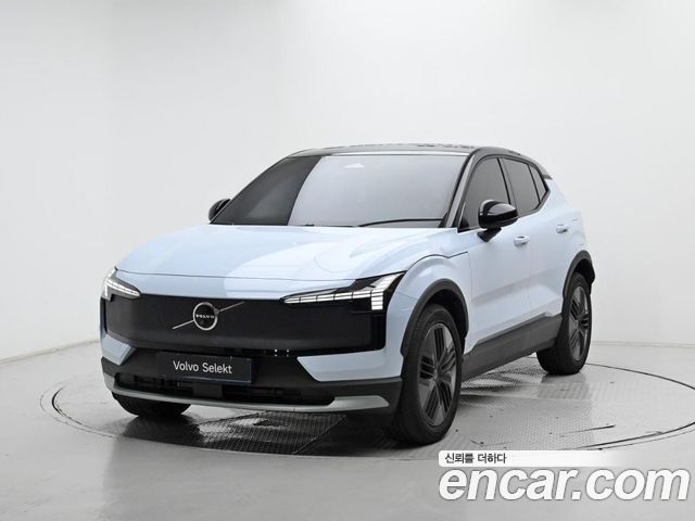 Volvo EX30 Performance Ultra — пробег 8 105 км — фото 1 из 5