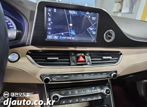 Hyundai Grandeur 2.4 Premium Special — пробег 114 000 км — фото 5 из 5