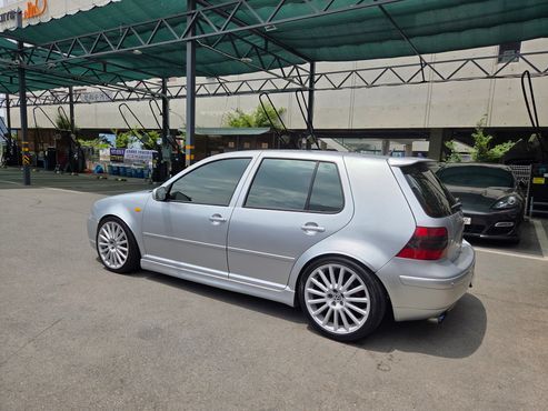 Volkswagen Golf 1.8 GTI — пробег 324 000 км — фото 3 из 5