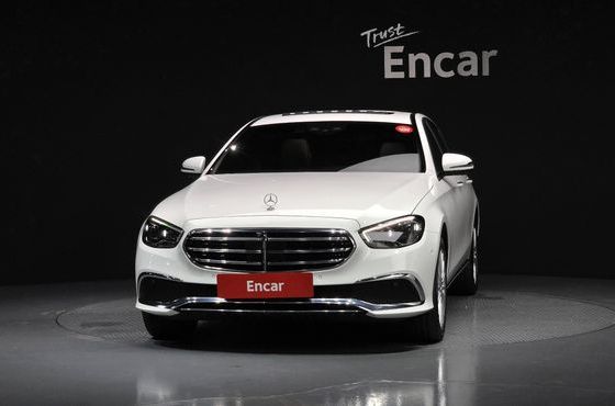 Mercedes-Benz E-Class E220d 4MATIC Exclusive — пробег 85 667 км — фото 3 из 5