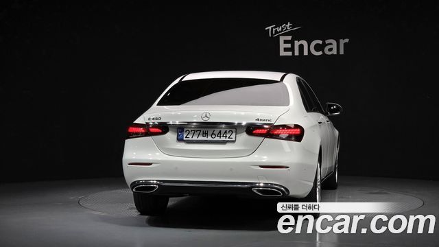 Mercedes-Benz E-Class E220d 4MATIC Exclusive — пробег 85 667 км — фото 4 из 5