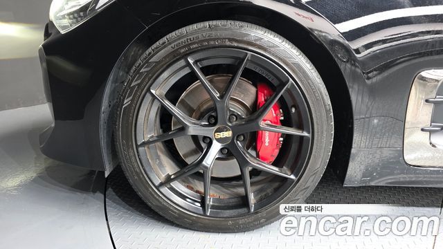 Kia Stinger из Кореи Encar