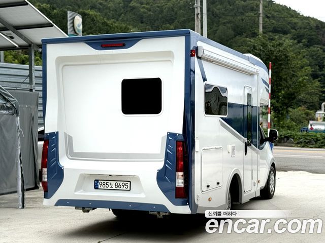 Hyundai Staria из Кореи Encar