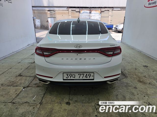 Hyundai Grandeur из Кореи Encar
