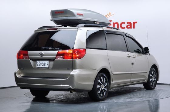 Toyota Sienna 3.5 — пробег 125 148 км — фото 2 из 5